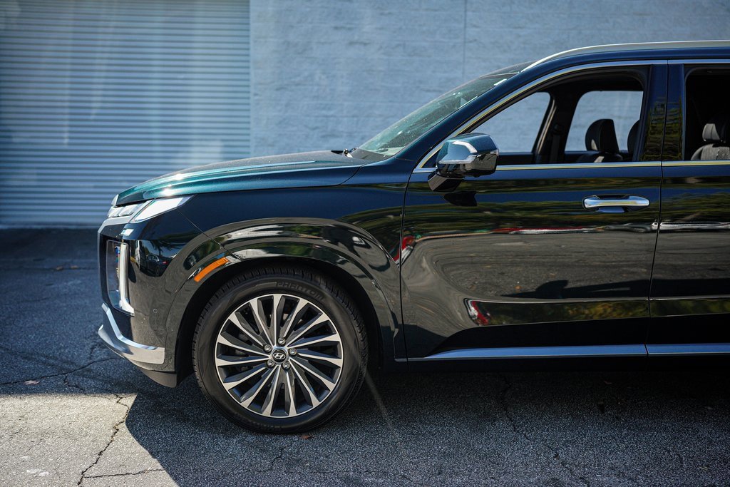 Used 2024 Hyundai Palisade Calligraphy image 10