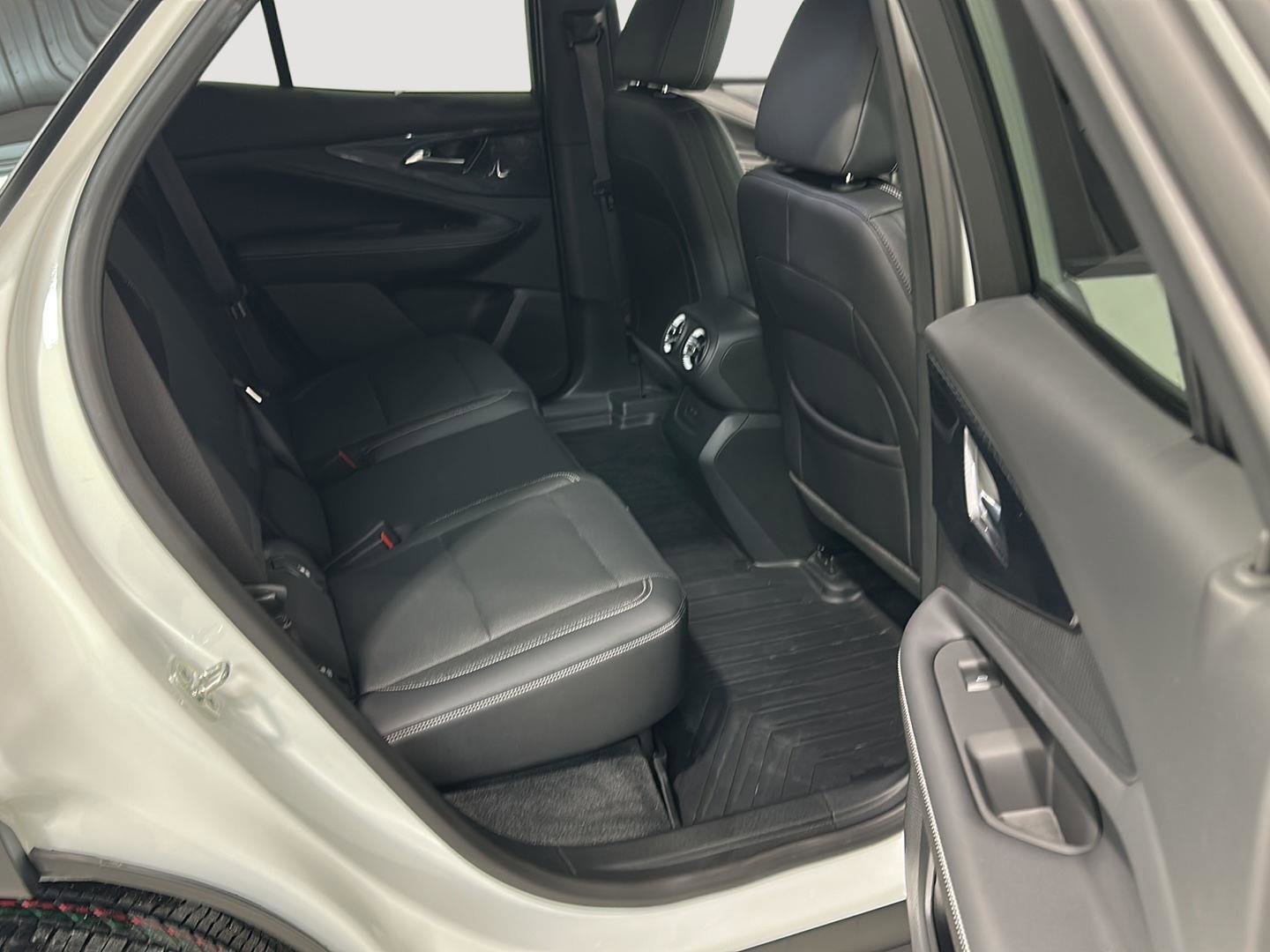 Used 2025 Chevrolet Blazer EV LT image 22