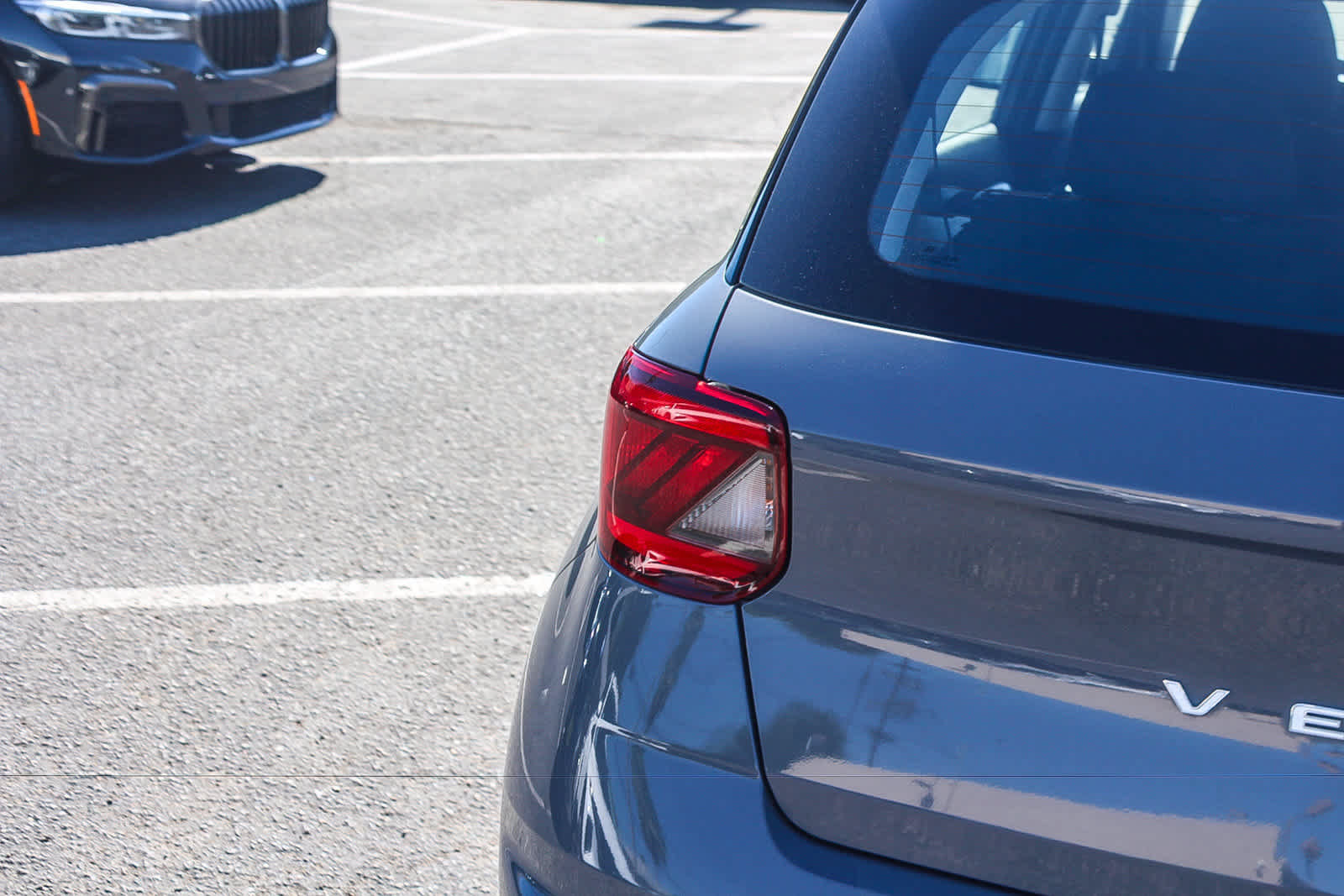 Used 2020 Hyundai Venue SE FWD image 8