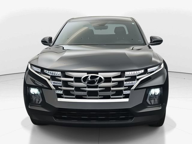 Used 2024 Hyundai Santa Cruz SE image 3