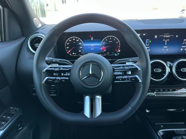 Used 2026 Mercedes-Benz GLA 250 4MATIC image 13