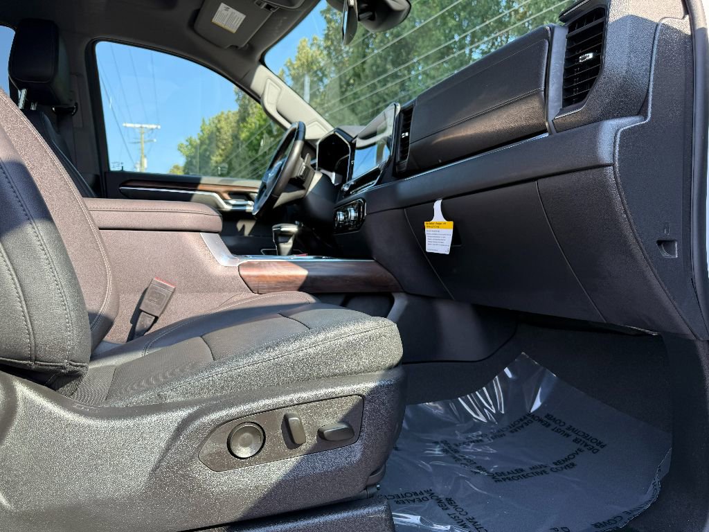 Used 2023 GMC Sierra 1500 SLT w/ SLT Premium Package image 30