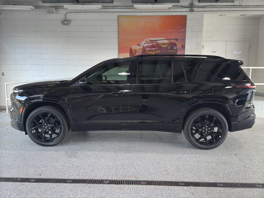 New 2026 Chevrolet Traverse RS w/ LPO, Floor Liner Package image 4