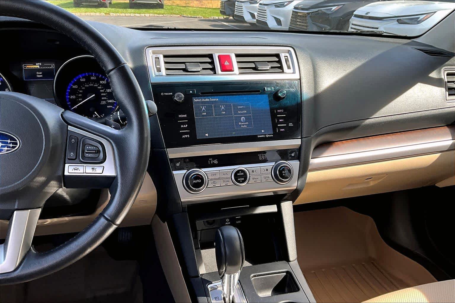 Used 2016 Subaru Outback 2.5i Limited AWD/4WD image 9
