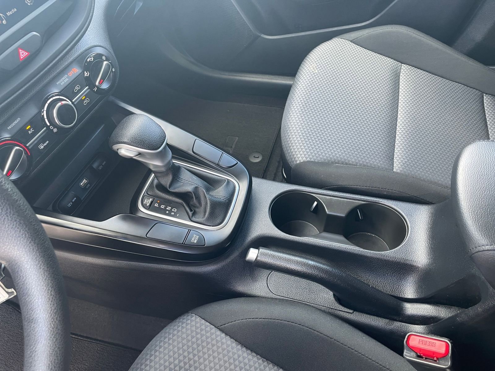 Used 2025 Kia Soul LX w/ LX Technology Package image 39