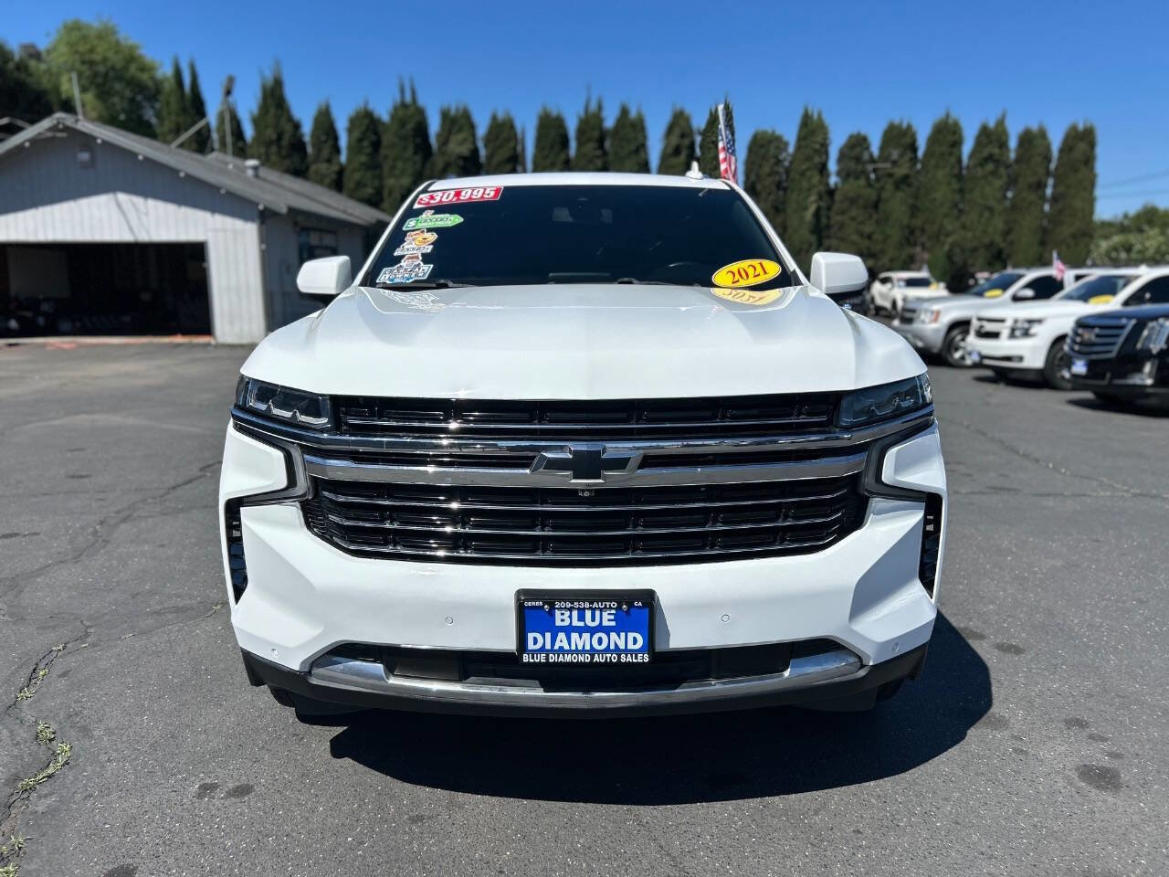 Used 2021 Chevrolet Tahoe LT w/ LT Signature Package image 2