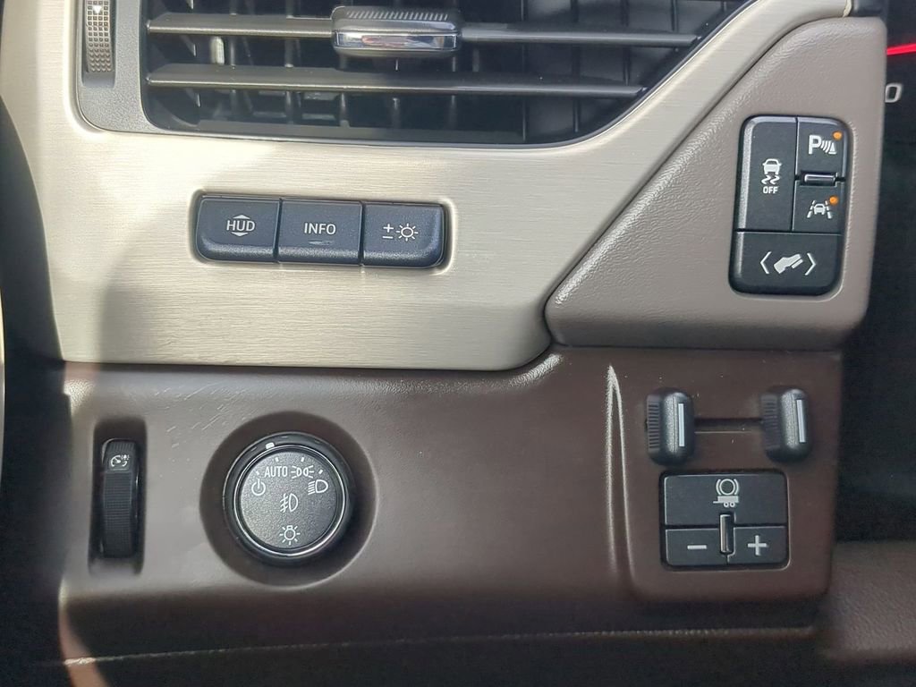 Used 2020 GMC Yukon XL Denali w/ Open Road Package image 20