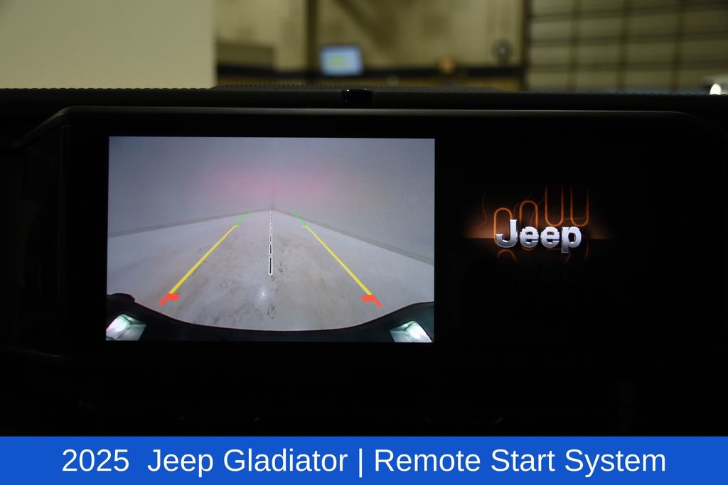 Used 2025 Jeep Gladiator Sport image 14