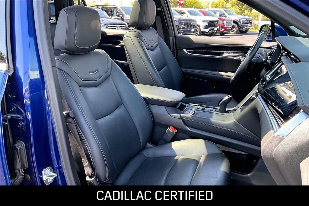 Certified 2024 Cadillac XT6 Premium Luxury w/ LPO, Floor Liner Package AWD/4WD image 9