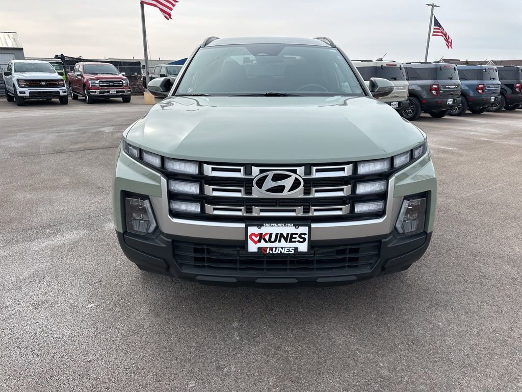 Used 2025 Hyundai Santa Cruz SEL image 9