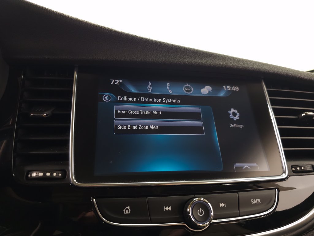Used 2017 Buick Encore Essence w/ Experience Buick Package FWD image 21