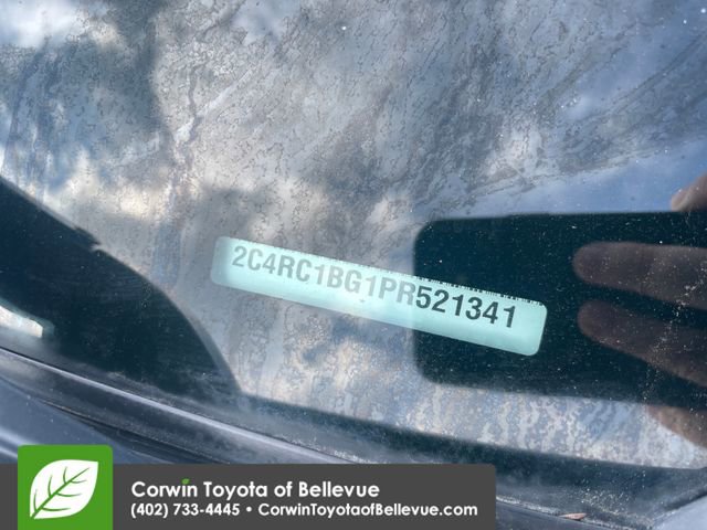 Used 2023 Chrysler Pacifica Touring-L image 30