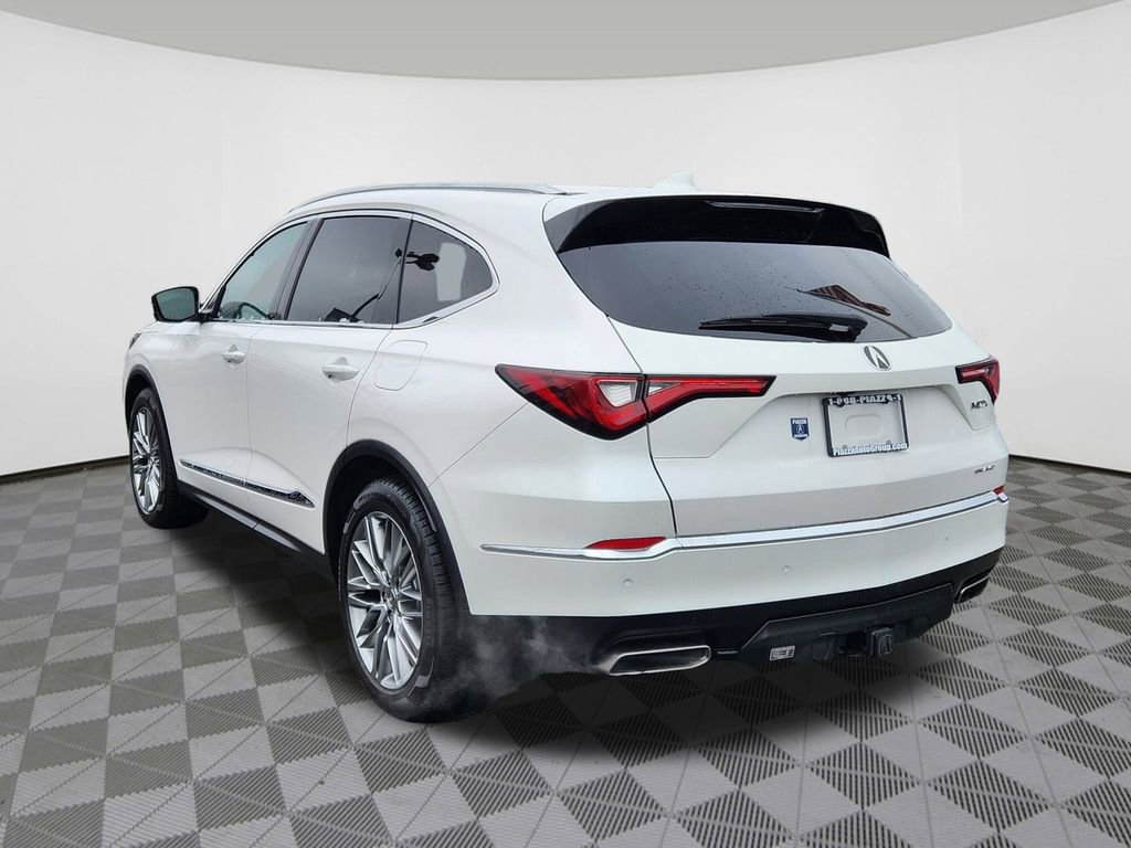 Used 2024 Acura MDX SH-AWD w/ Advance Package image 3