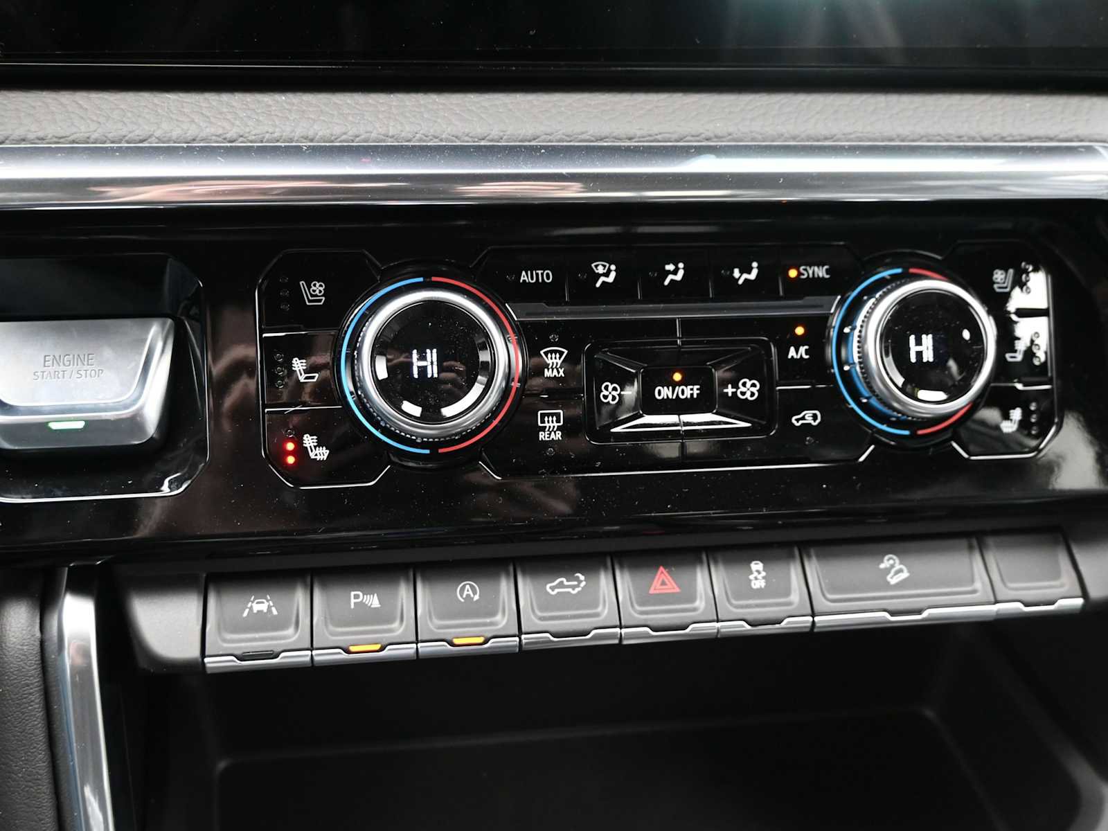 New 2026 GMC Sierra 1500 Denali w/ Denali Reserve Package image 12