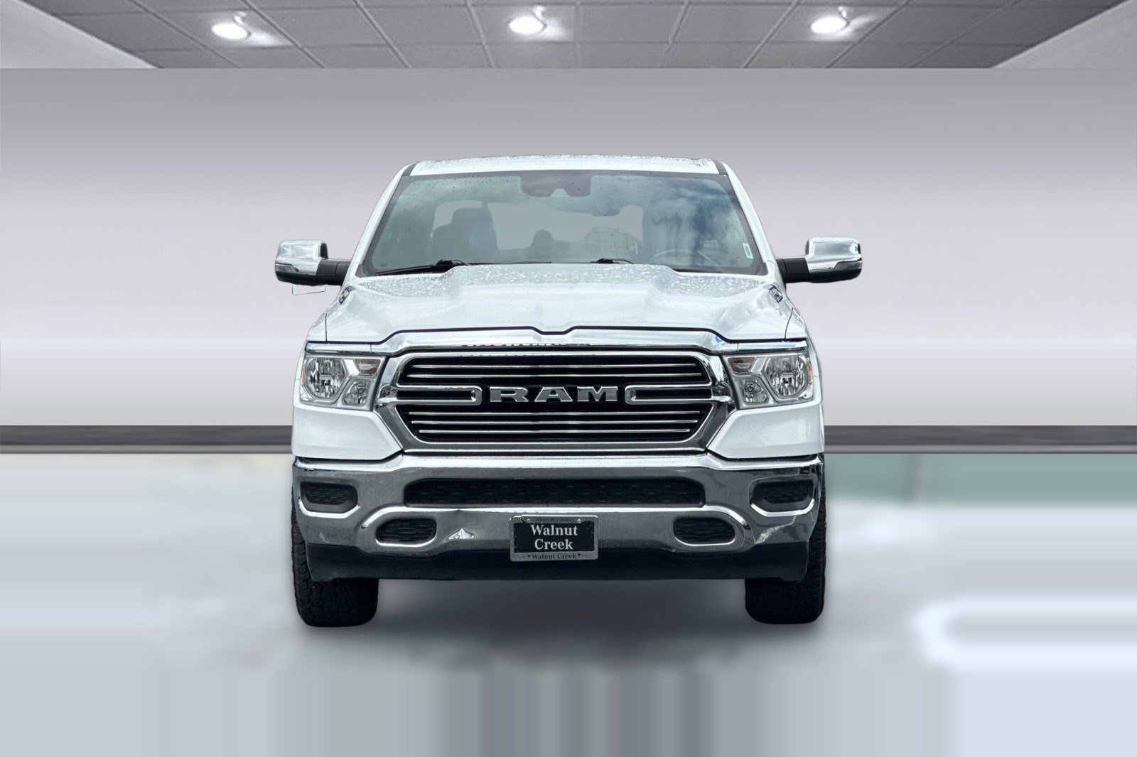 Used 2023 RAM 1500 Laramie AWD/4WD image 6