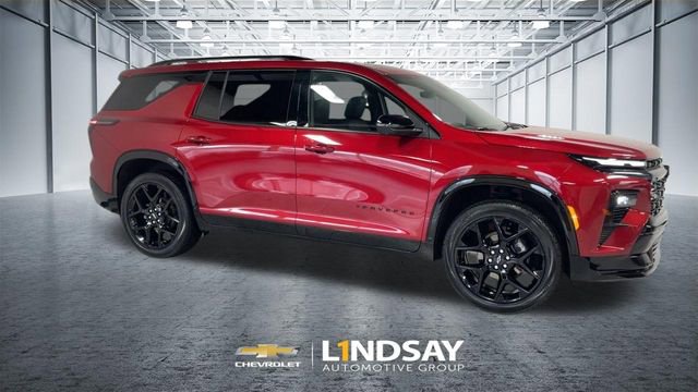 Used 2024 Chevrolet Traverse RS w/ LPO, Floor Liner Package image 3