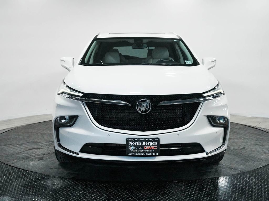 Used 2023 Buick Enclave Essence w/ Experience Buick Package image 2