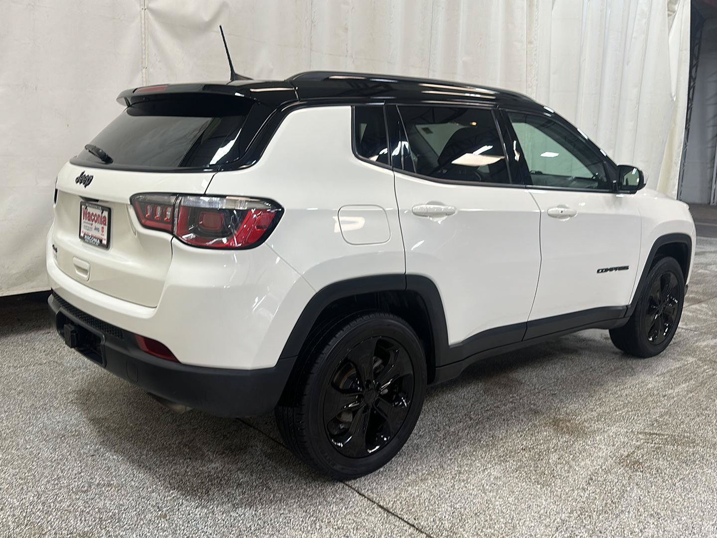 Certified 2019 Jeep Compass Latitude AWD/4WD image 11