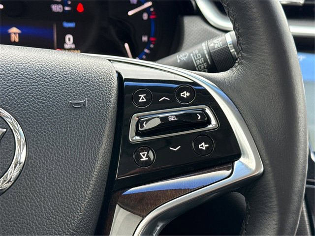 Used 2014 Cadillac XTS image 32