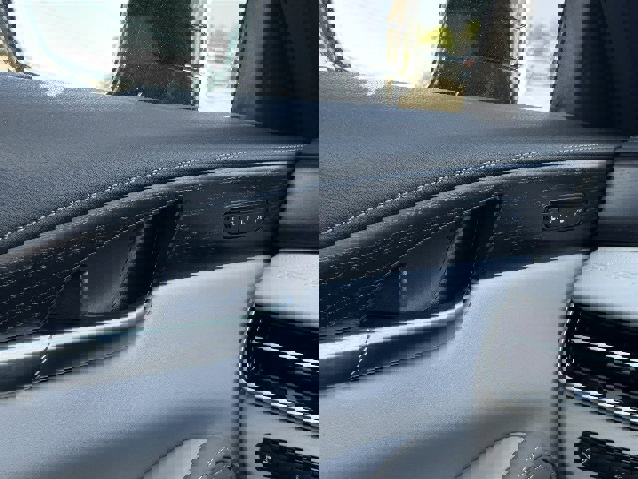 New 2026 INFINITI QX60 Autograph image 21