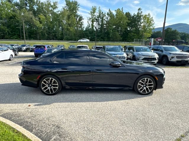Used 2025 BMW 740i xDrive AWD/4WD image 23