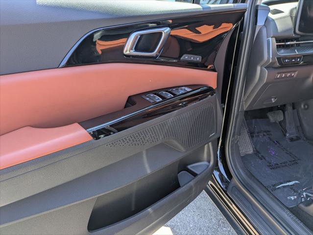 Used 2024 Kia Carnival SX Prestige image 11