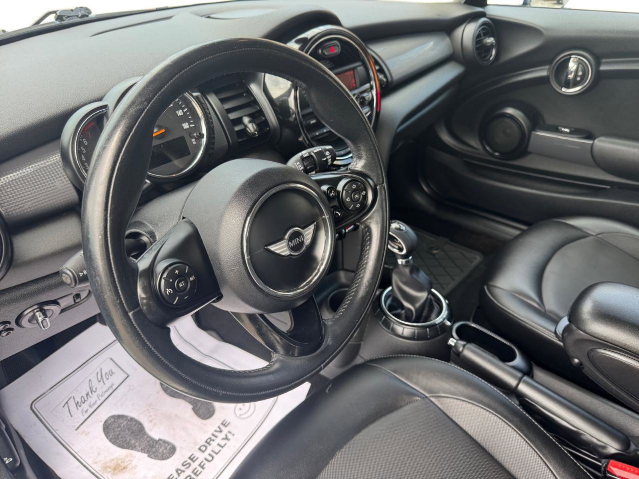 Used 2015 MINI Cooper 2-Door Hardtop FWD image 3