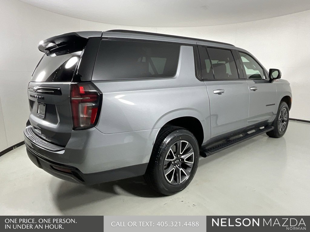 Used 2023 Chevrolet Suburban Z71 w/ Luxury Package image 7