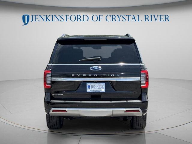 Used 2024 Ford Expedition Platinum AWD/4WD image 5