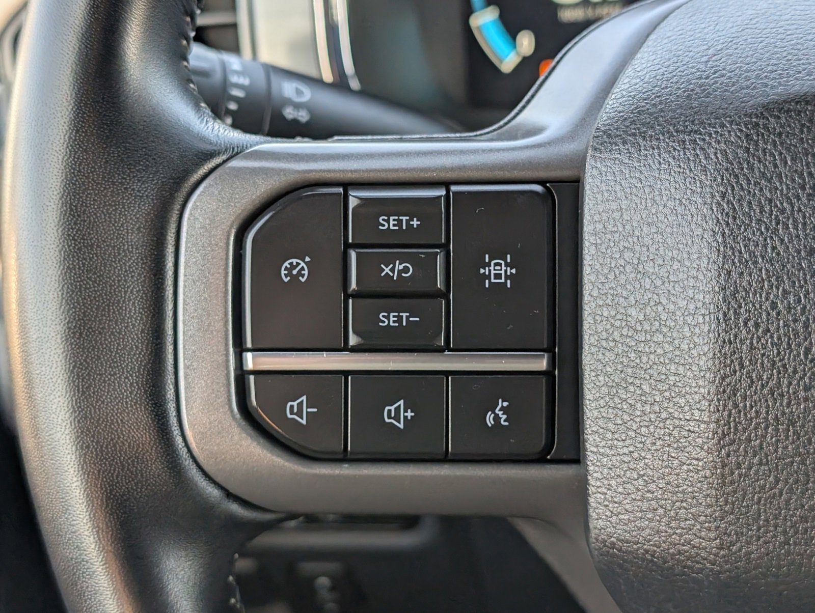 Used 2022 Ford F150 Lariat image 17