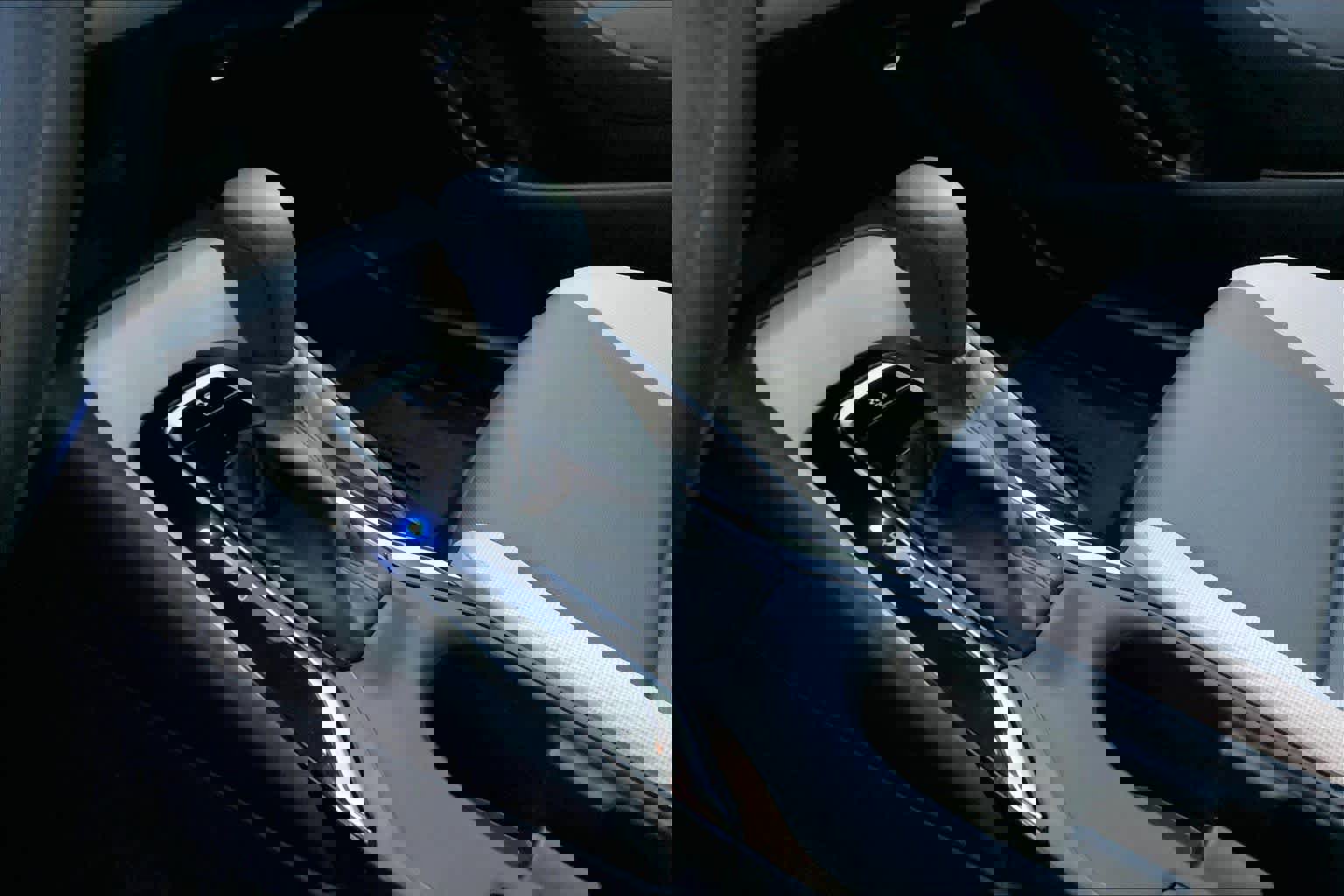 Used 2025 Toyota Corolla LE FWD image 16