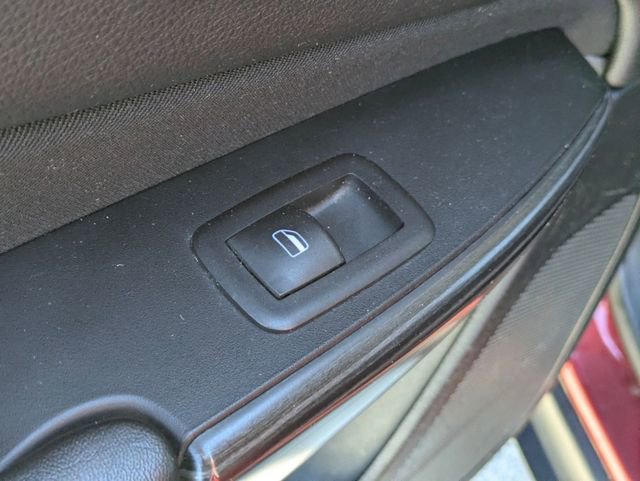Used 2014 Jeep Cherokee Latitude FWD image 24