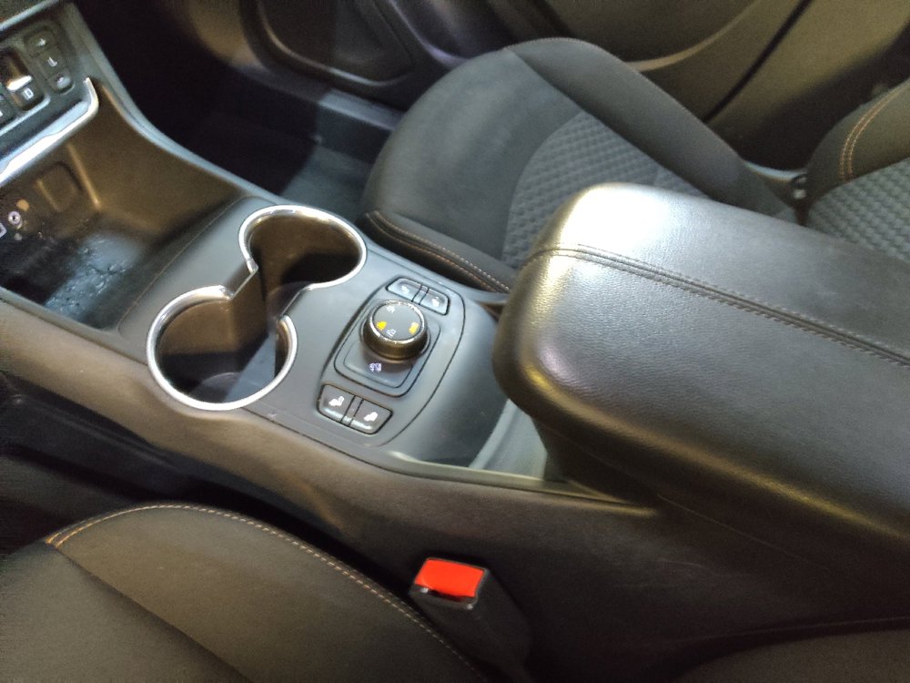 Used 2019 GMC Terrain SLE w/ Driver Convenience Package AWD/4WD image 26