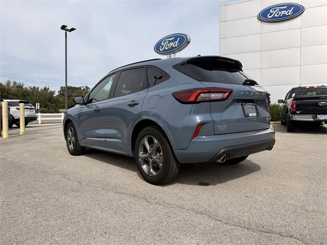 Used 2023 Ford Escape ST-Line w/ Tech Pack #1 image 3