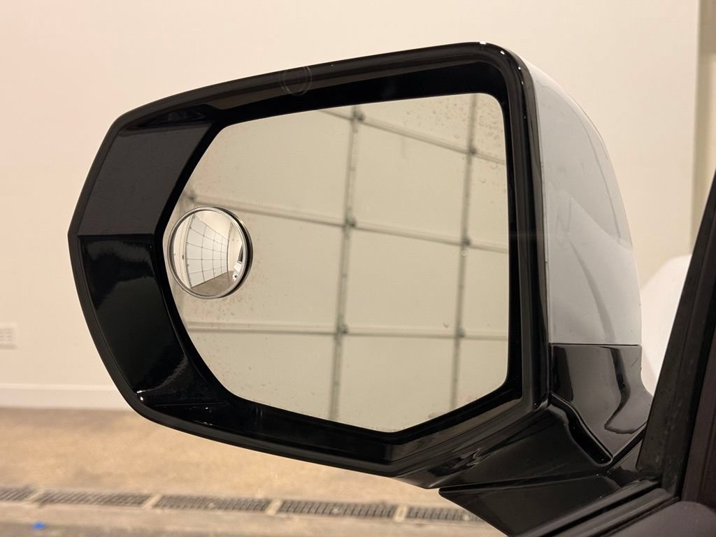 Used 2024 Chevrolet Tahoe LS RWD image 13