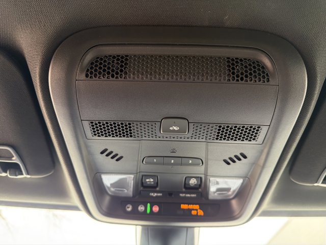 New 2026 Cadillac XT5 Sportv w/ LPO, Floor Liner Package image 22