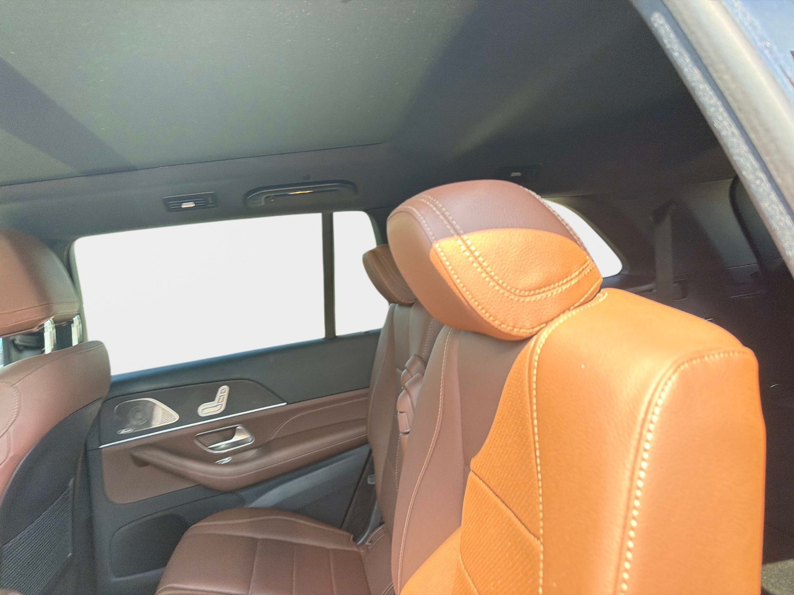 Used 2024 Mercedes-Benz GLS 450 4MATIC image 15