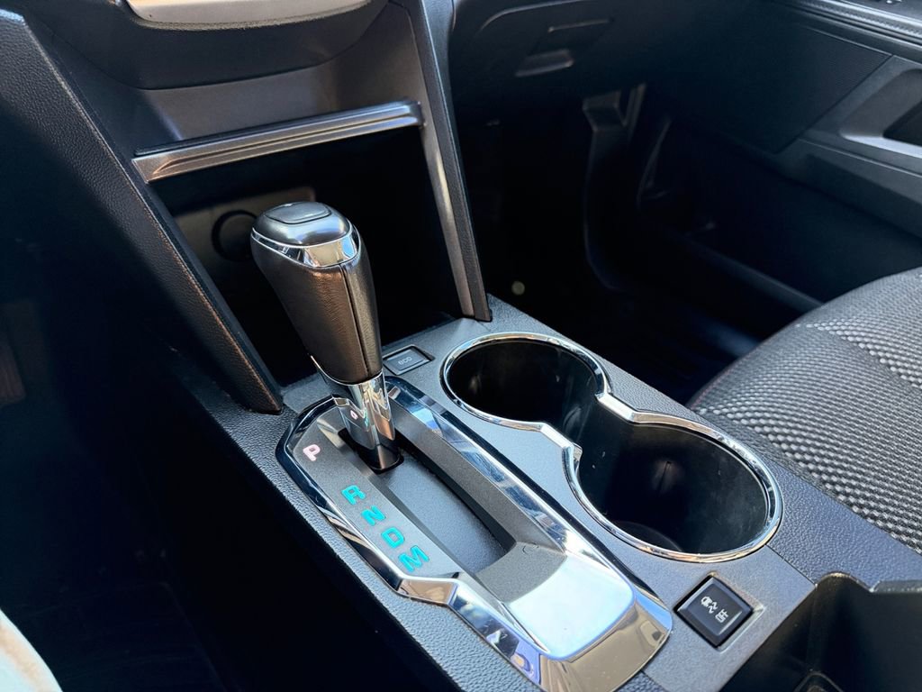 Used 2016 Chevrolet Equinox LT w/ Convenience Package image 21