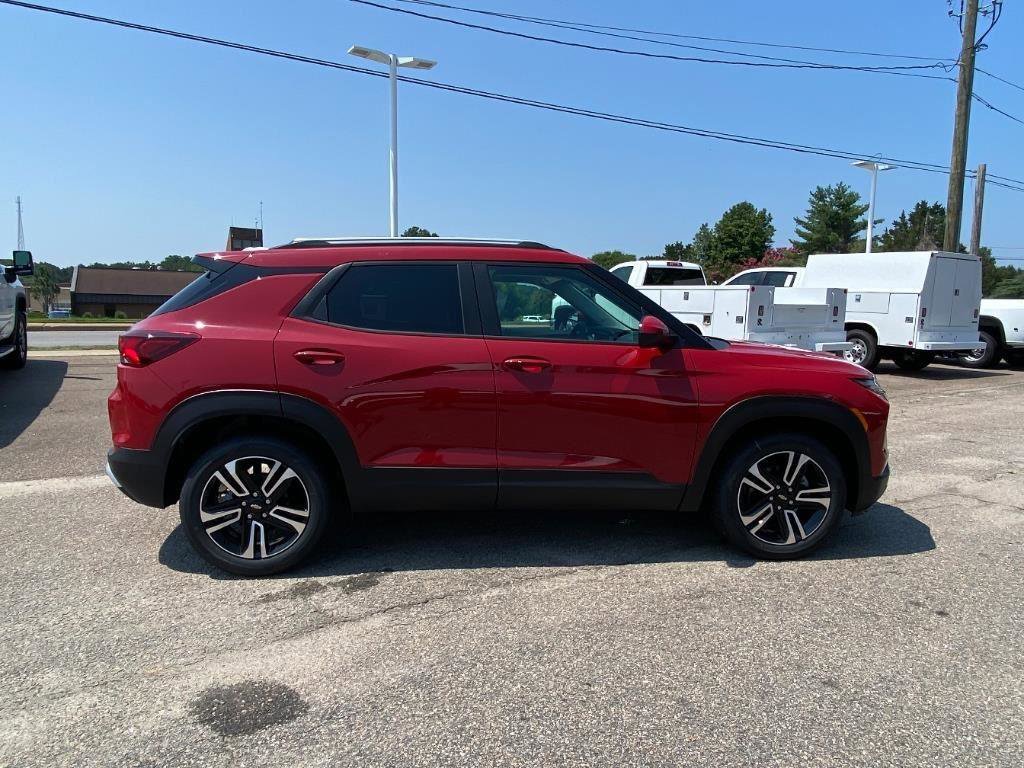New 2026 Chevrolet TrailBlazer LT image 2