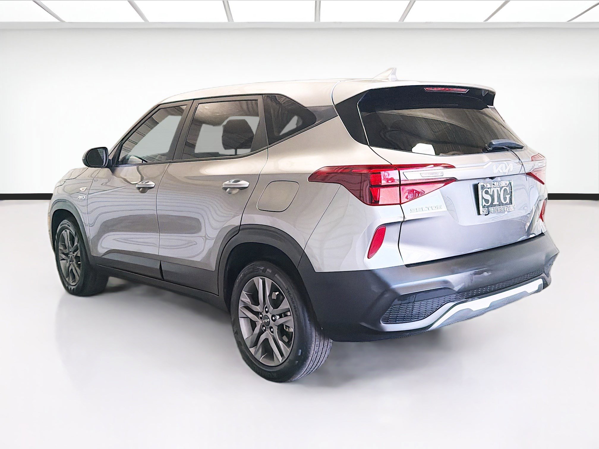Used 2022 Kia Seltos LX image 6