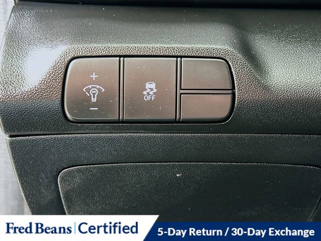 Certified 2025 Hyundai Elantra Sport image 12