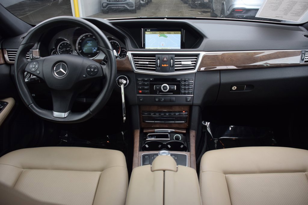 Used 2011 Mercedes-Benz E 350 Sedan image 19