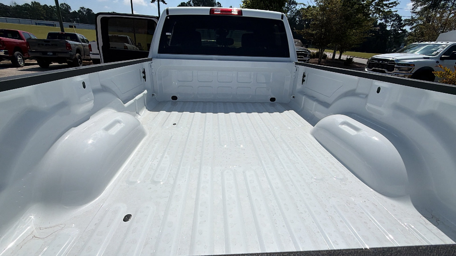 New 2027 RAM 3500 Tradesman w/ Chrome Appearance Group A AWD/4WD image 13