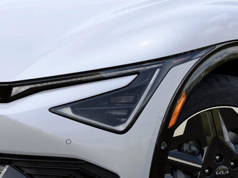 New 2025 Kia EV6 Wind AWD/4WD image 10
