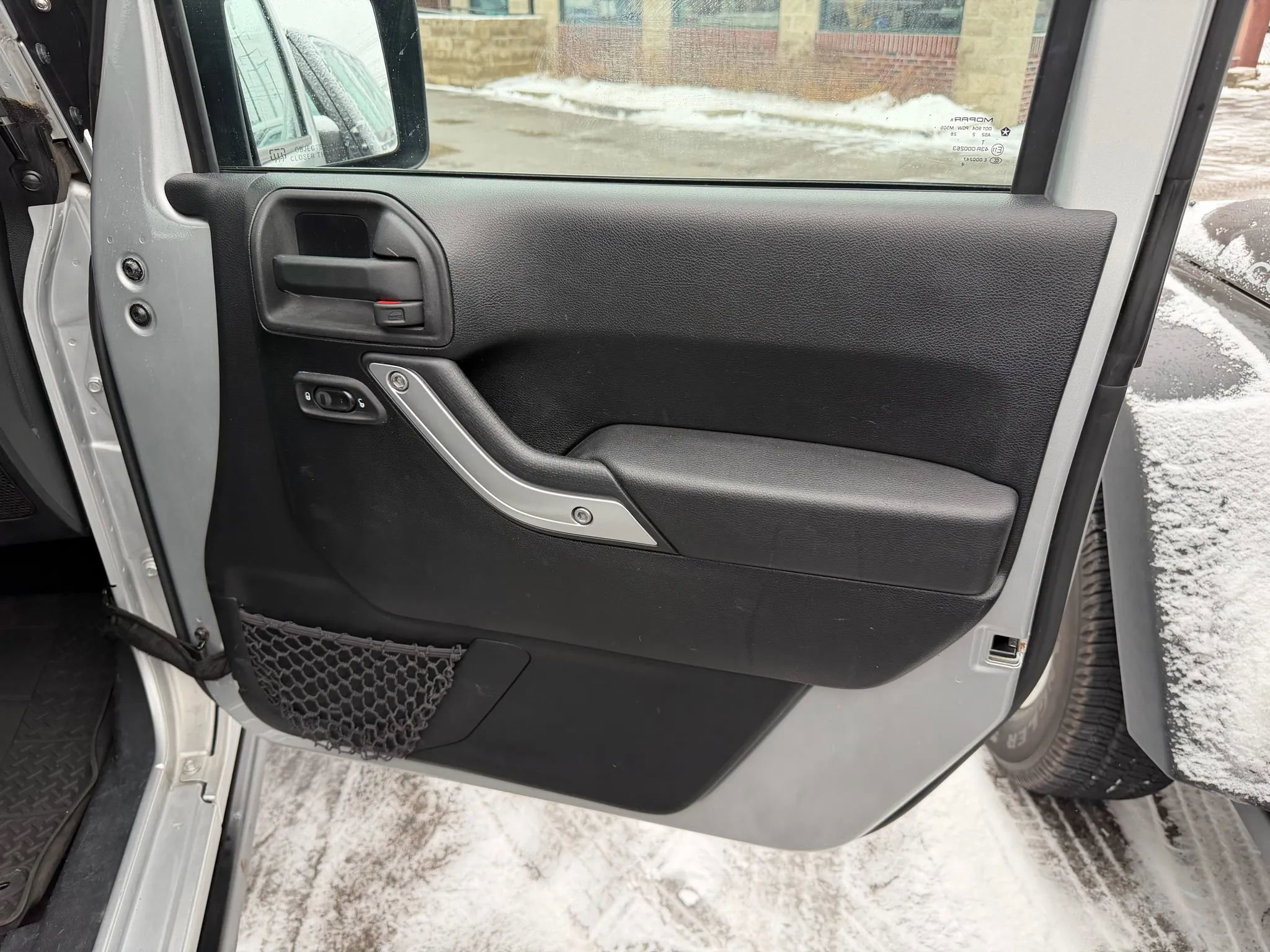 Used 2012 Jeep Wrangler Rubicon w/ PWR Convenience Group image 23