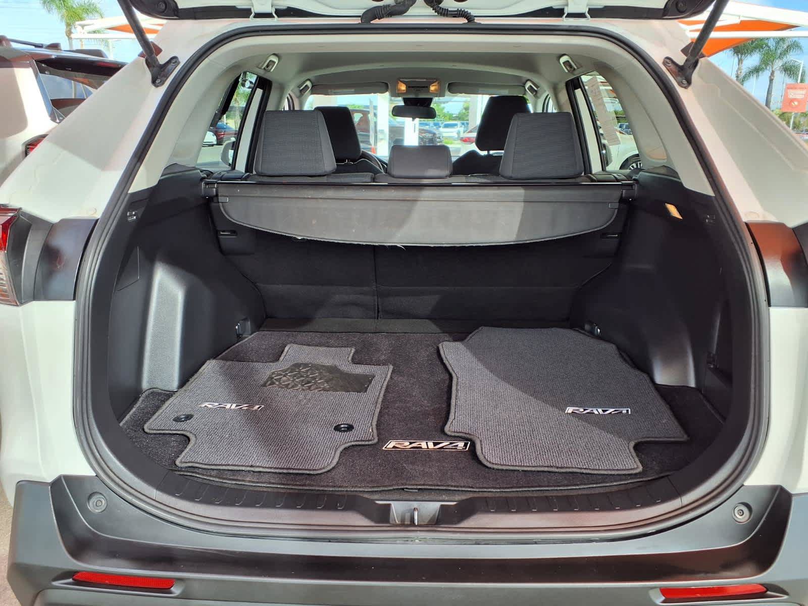 Used 2020 Toyota RAV4 LE w/ Carpet Mat Package FWD image 9