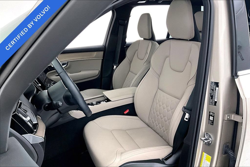 Used 2026 Volvo XC90 B5 Plus AWD/4WD image 32