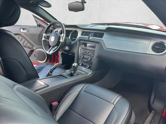 Used 2011 Ford Mustang GT Premium w/ Comfort Pkg RWD image 22