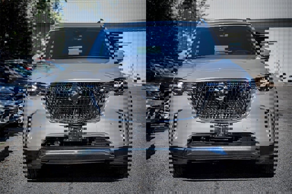 Used 2025 MAZDA CX-90 3.3 Turbo w/ Premium Plus Pkg image 4