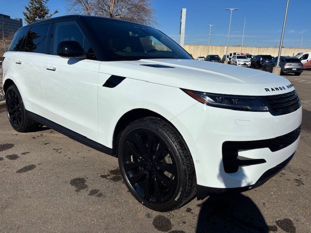 New 2026 Land Rover Range Rover Sport SE AWD/4WD image 3